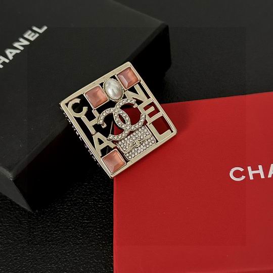 Chanel Brooch 11lyh103